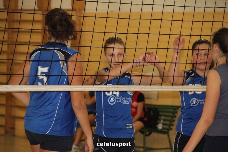 111116 volley 080y_tn.jpg